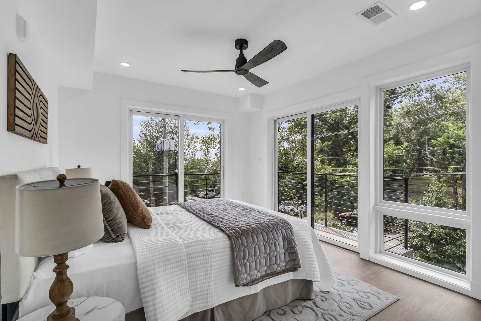 AVANT CONDOMINIUM — gallery photo 3