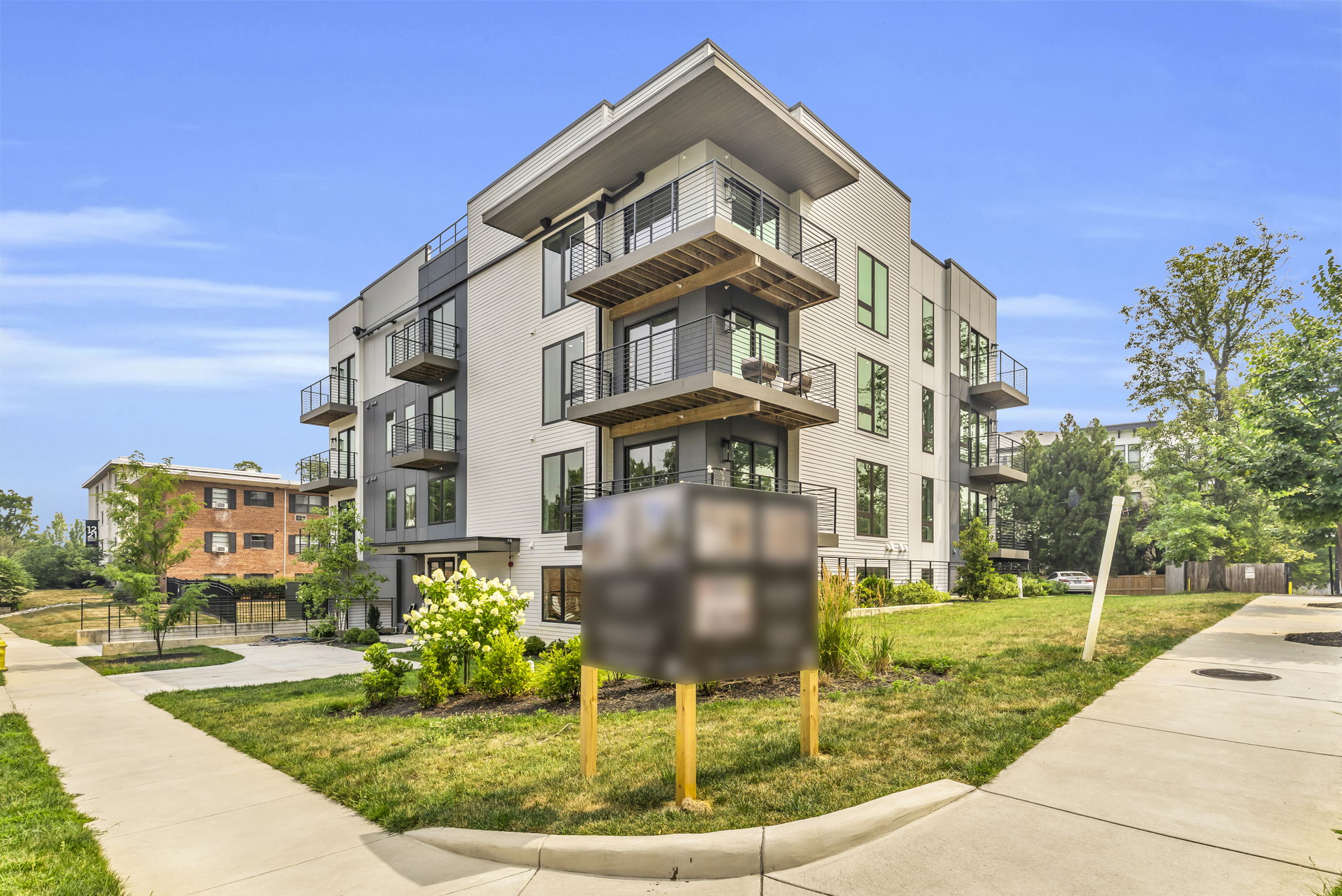 AVANT CONDOMINIUM — gallery photo 1